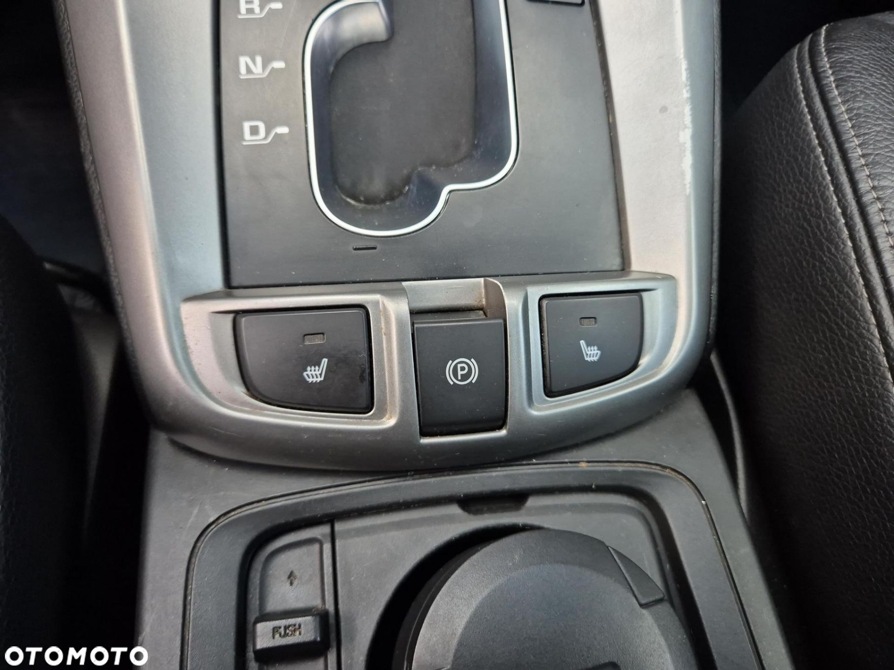Chevrolet Captiva 2.4 LT+ - 22