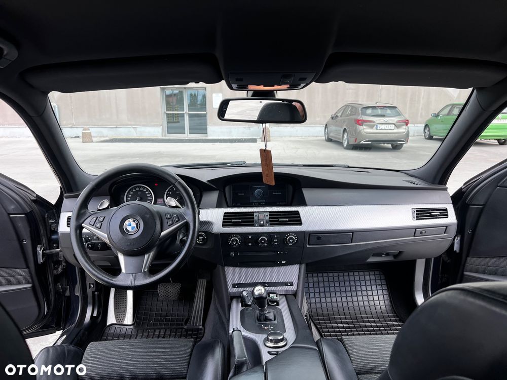 BMW Seria 5 530i SMG - 13