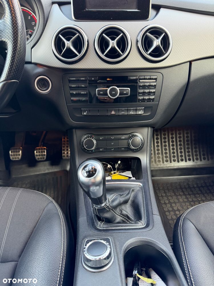 Mercedes-Benz Klasa B 180 CDI BlueEFFICIENCY EDITION 1 - 15