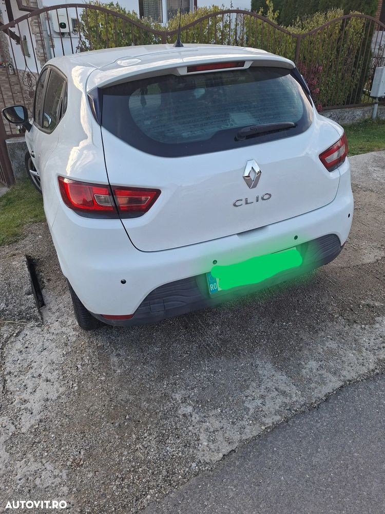 Renault Clio - 2