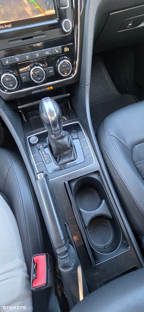 Volkswagen Passat 2.0 TDI Comfortline DSG - 7