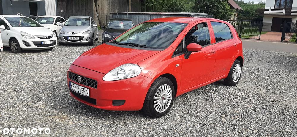 Fiat Grande Punto - 10