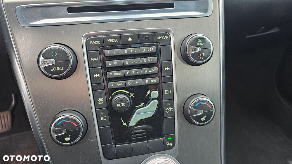 Volvo XC 60 D3 Momentum - 20