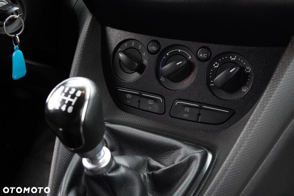 Ford TRANSIT CONNECT - 15