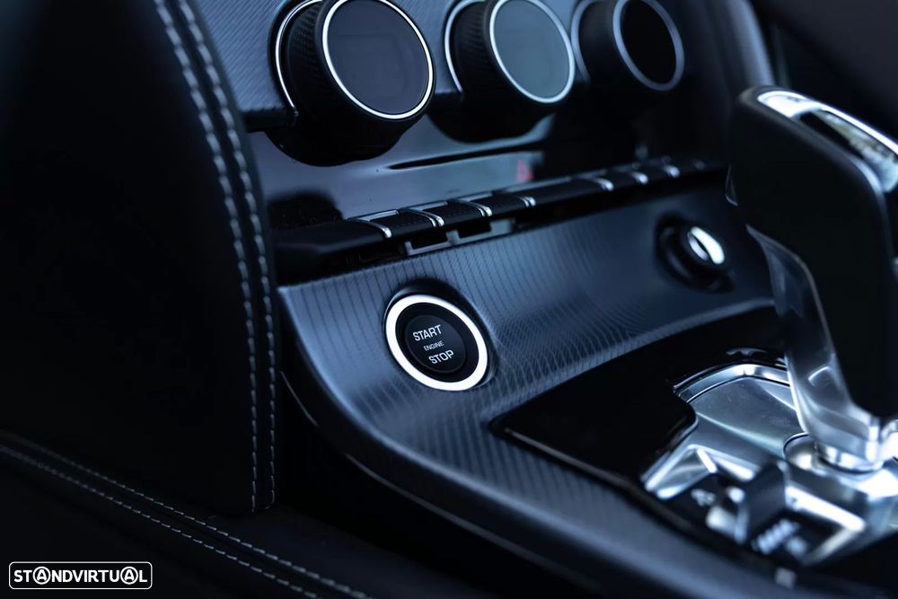 Jaguar F-Type 2.0 i4 R-Dynamic - 19