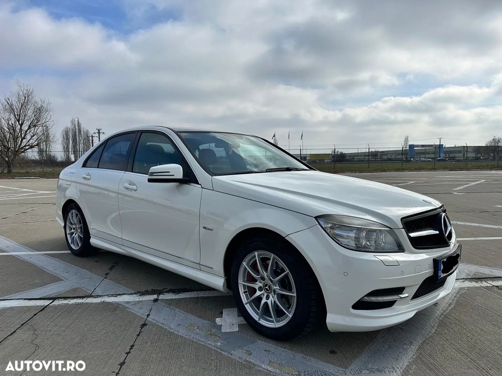 MERCEDES-BENZ C-Class 2010