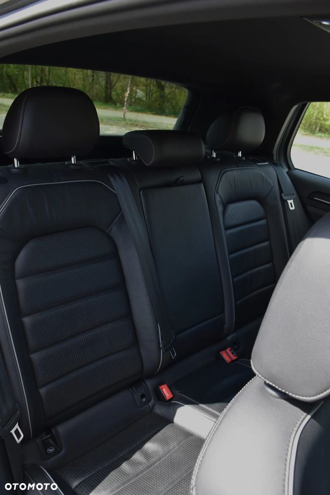 Volkswagen Golf R 4Motion (BlueMotion Technology) DSG - 18