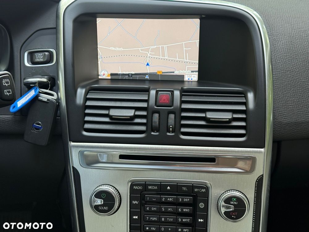 Volvo XC 60 D4 Drive-E Ocean Race - 37