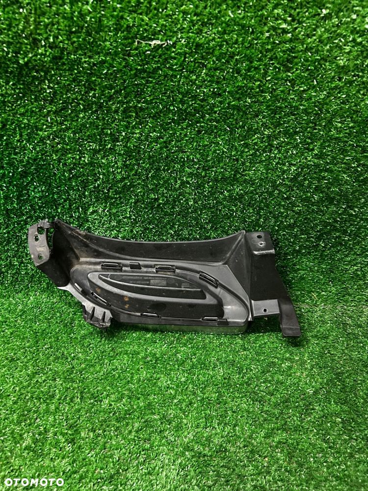 MERCEDES E W213 SEDAN KRATKA ATRAPA WYDECHU LEWA A2138853100 - 2