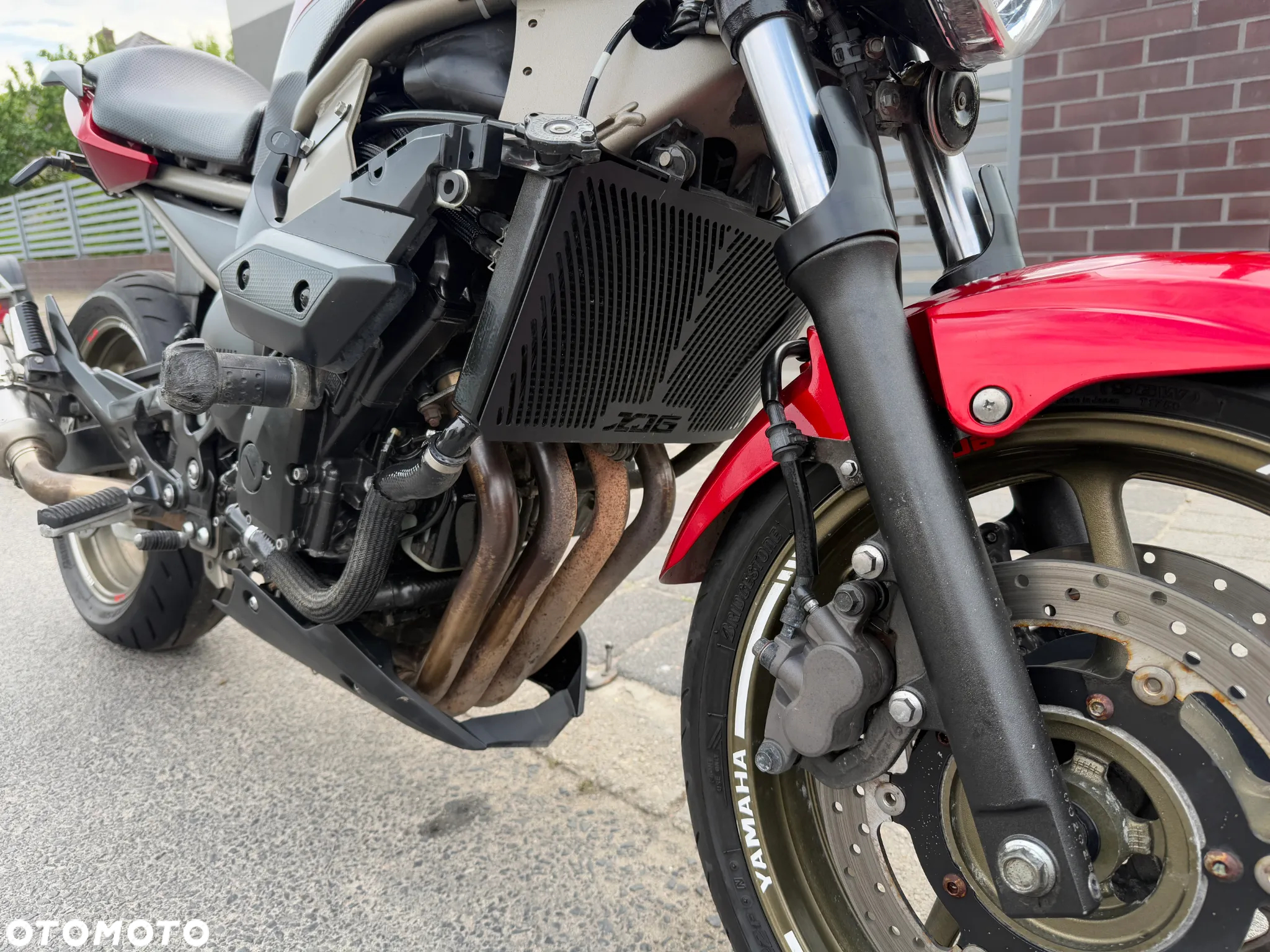 Yamaha XJ - 24