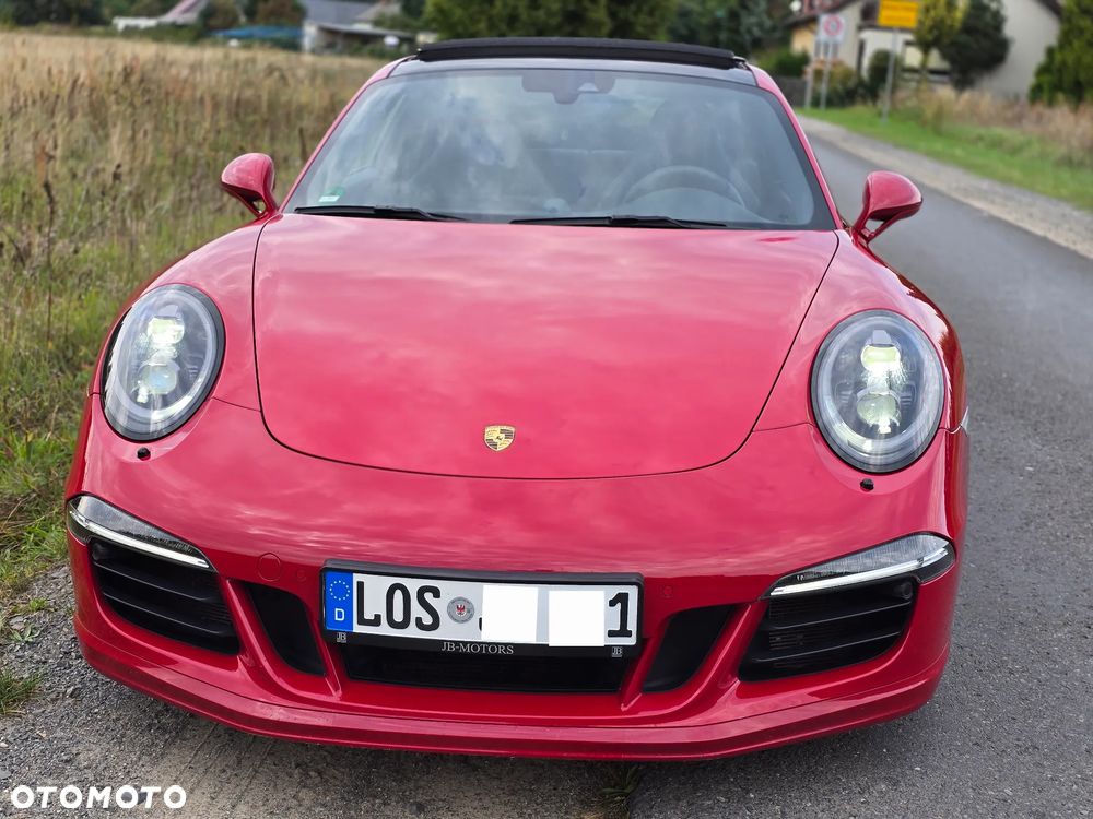 Porsche 911 Carrera 4 GTS PDK - 5