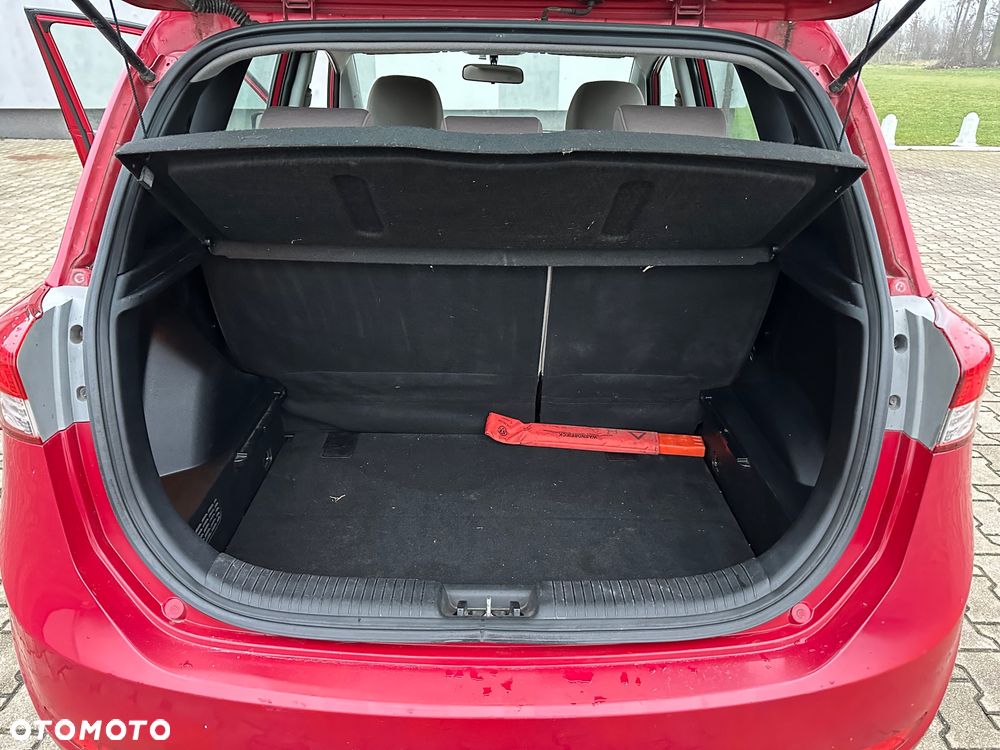 Hyundai ix20 1.4 CRDi Comfort blue - 12