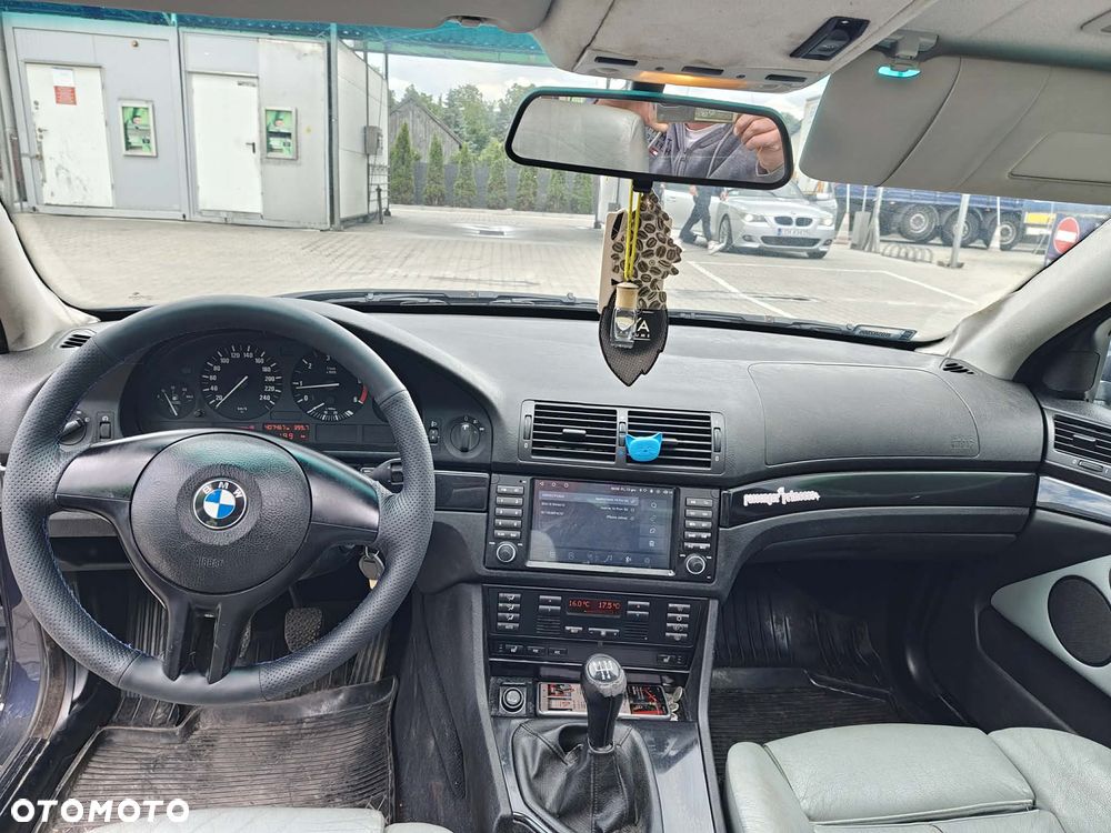 BMW Seria 5 520d - 5