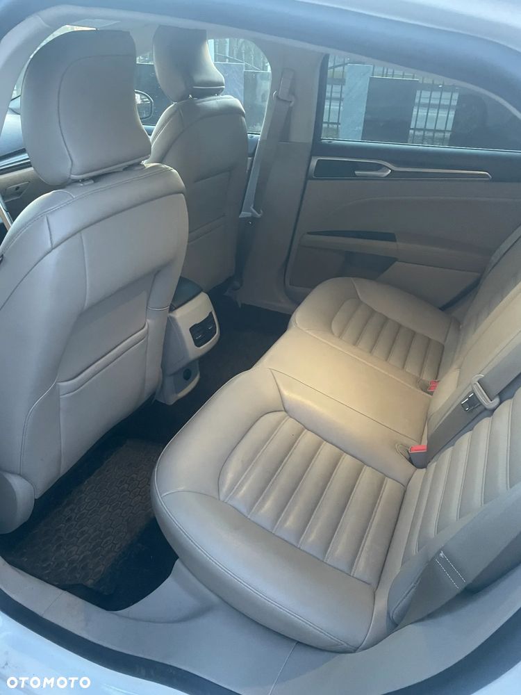Ford Mondeo - 15