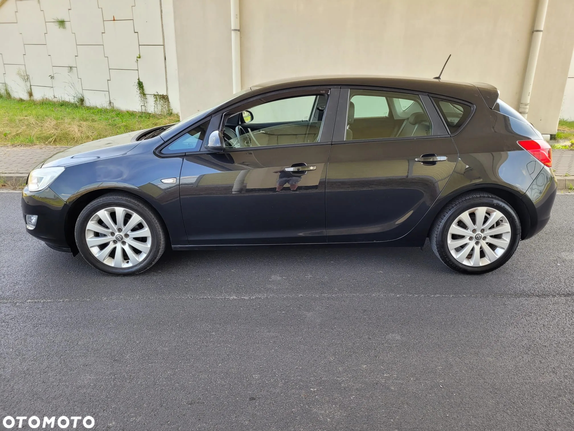 Opel Astra IV 1.4 T Energy EU6 - 6