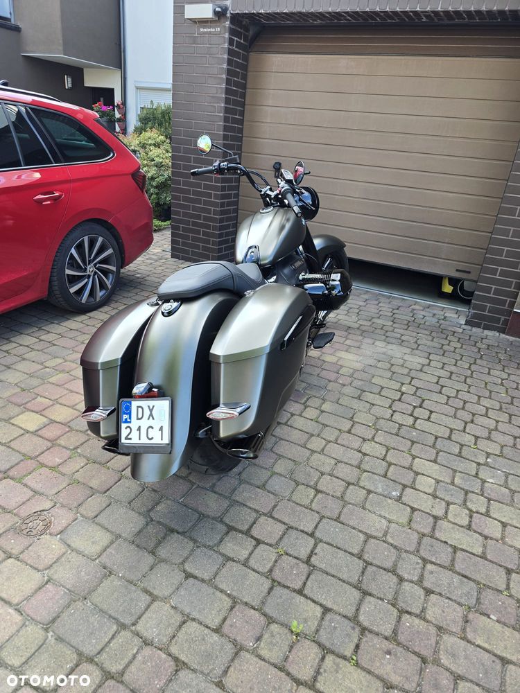 BMW R - 18