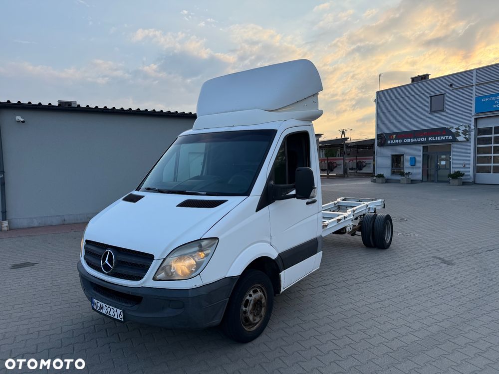 Mercedes-Benz Sprinter - 3