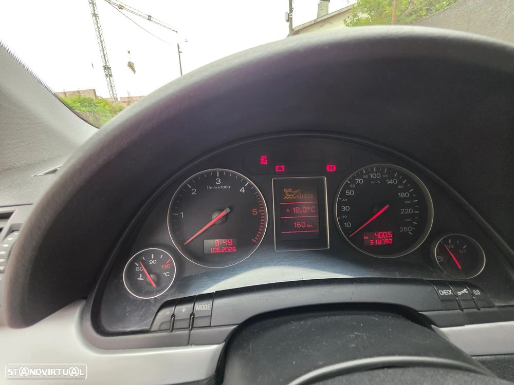 Audi A4 Avant 1.9 TDI m6 - 13