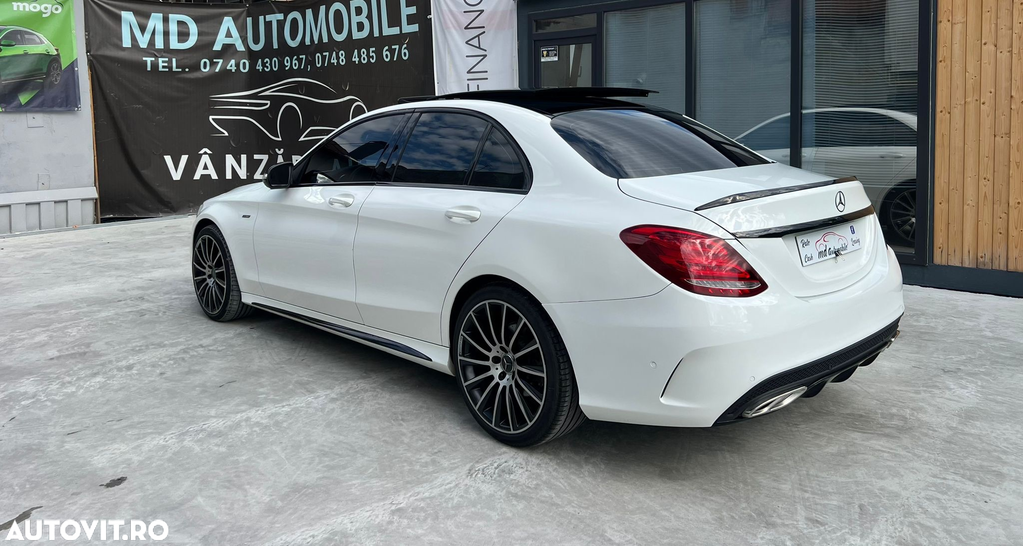 Mercedes-Benz C - 26