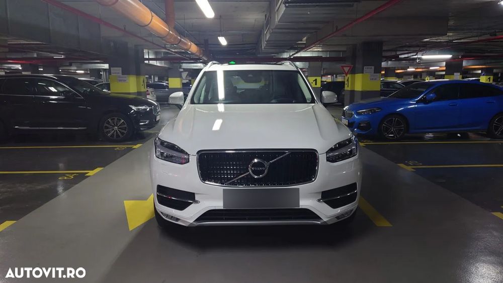 Volvo XC 90 D5 AWD Momentum - 2