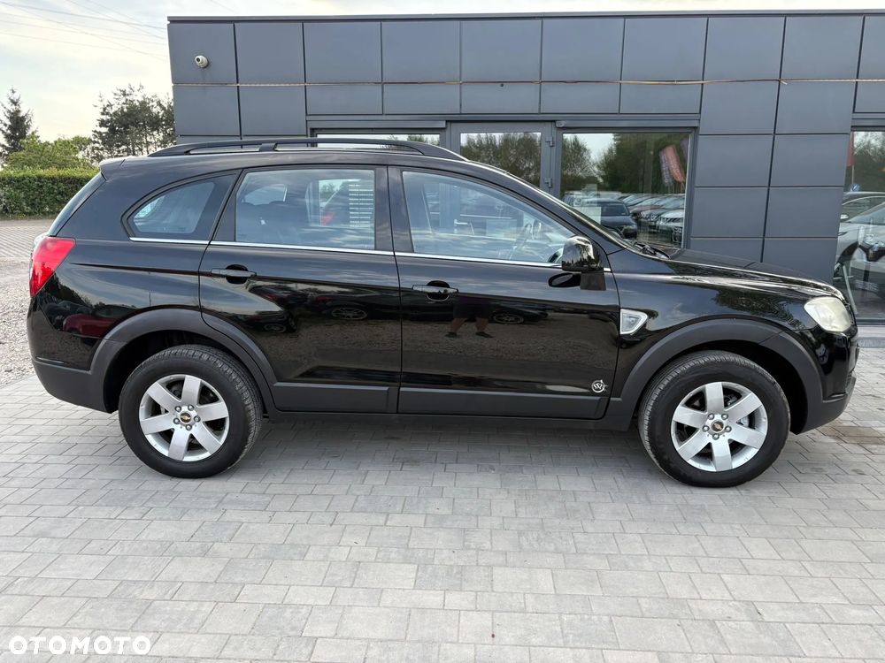 Chevrolet Captiva 2.4 4WD 7 Sitzer LT - 7