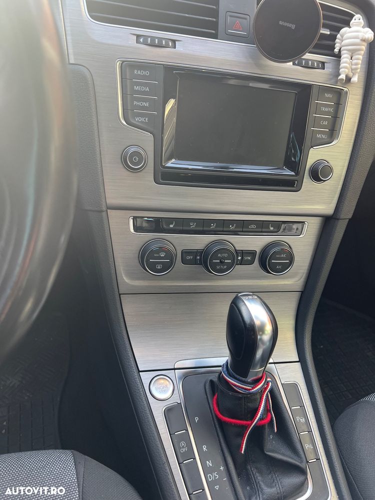 Volkswagen Golf Variant 1.6 TDI BlueMotion Technology DSG Lounge - 12