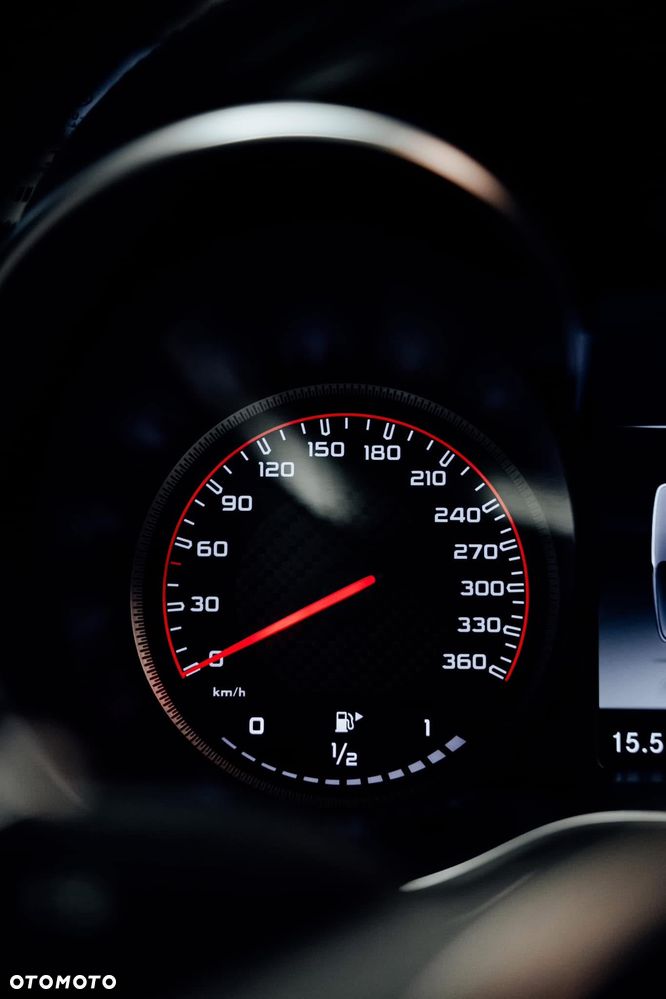 Mercedes-Benz AMG GT - 13