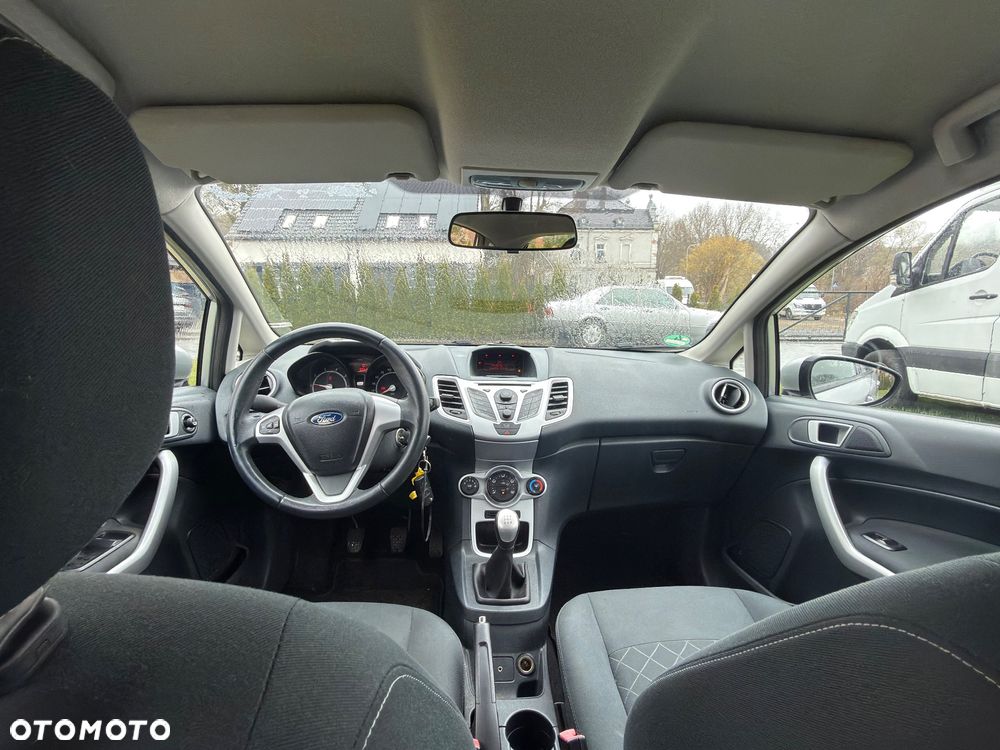 Ford Fiesta 1.25 Champions Edition - 11
