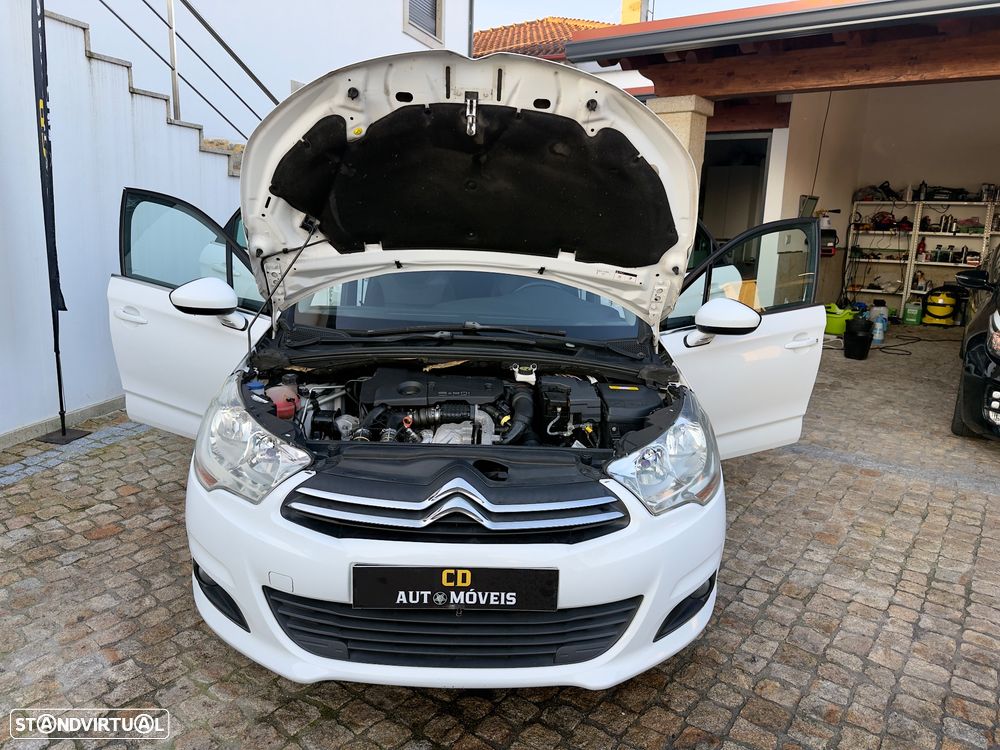 Citroën C4 e-HDi 110 EGS6 Stop/Start System Exclusive - 30