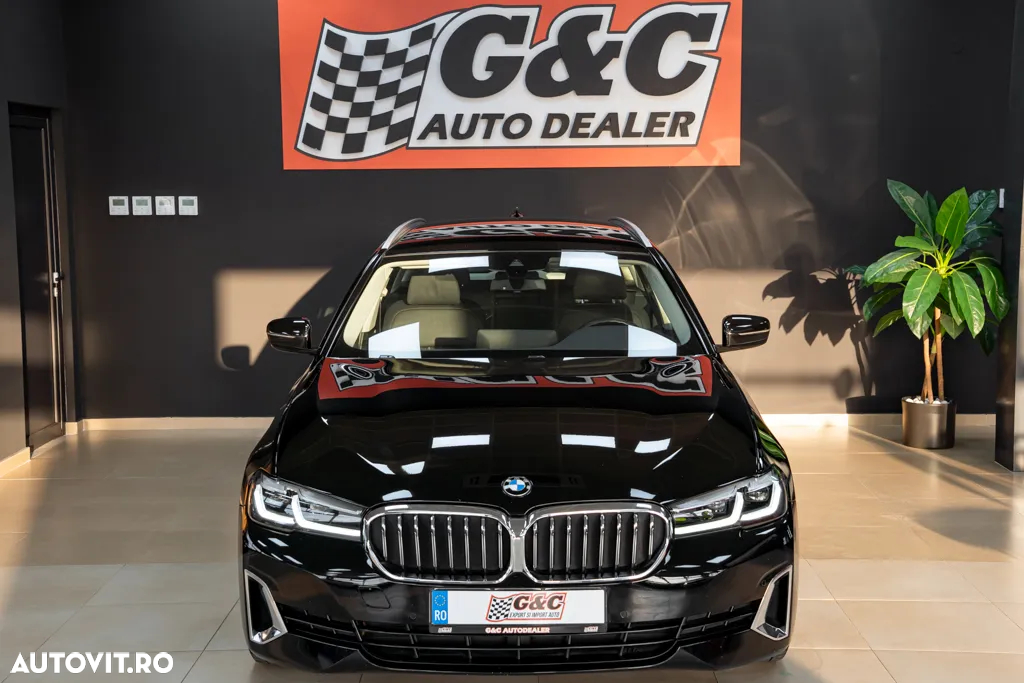 BMW Seria 5 520i Touring Aut. Luxury Line - 4