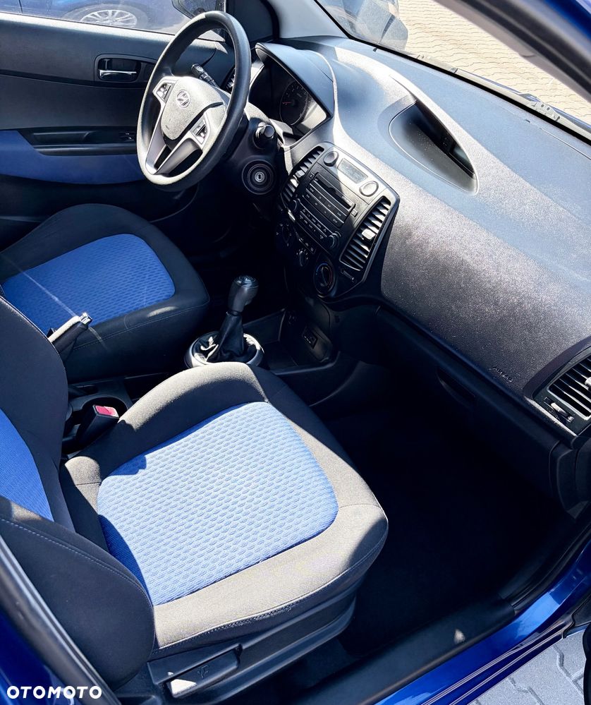 Hyundai i20 - 11