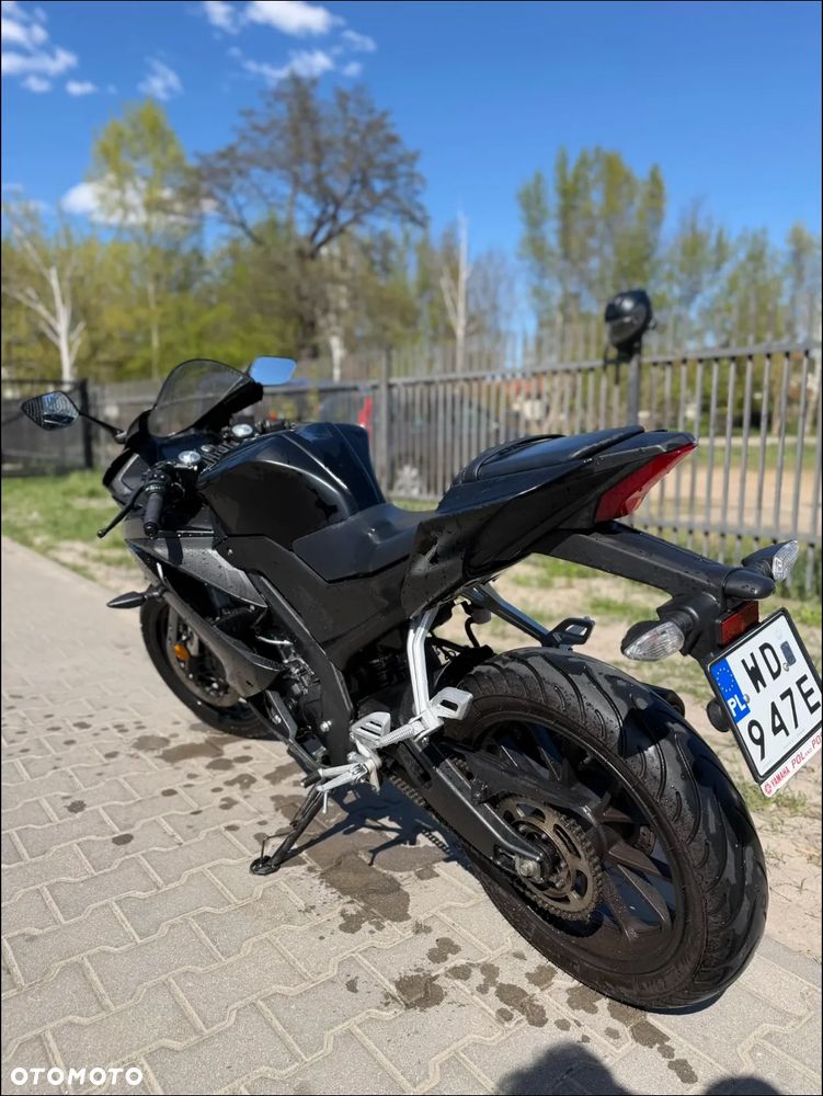 Yamaha YZF - 5