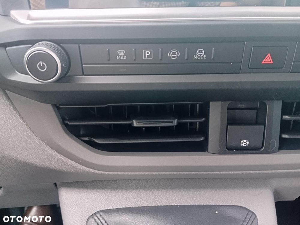 Volkswagen Transporter - 23