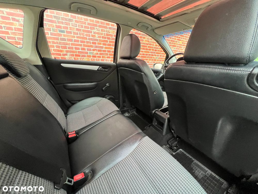 Mercedes-Benz Klasa A - 18