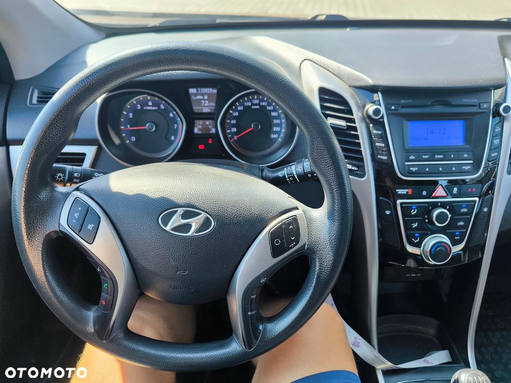Hyundai i30 1.4 Classic + - 14