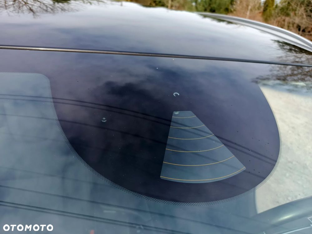 Volvo V90 D5 AWD Momentum - 32
