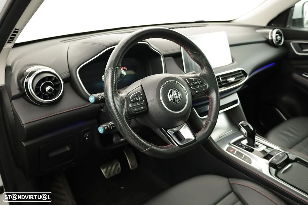 MG EHS 1.5 T-GDI Plug-in Hybrid Luxury - 8