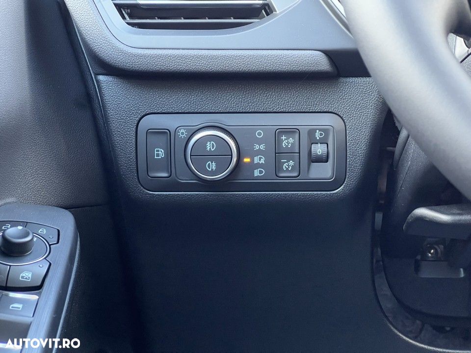 Ford Kuga - 18