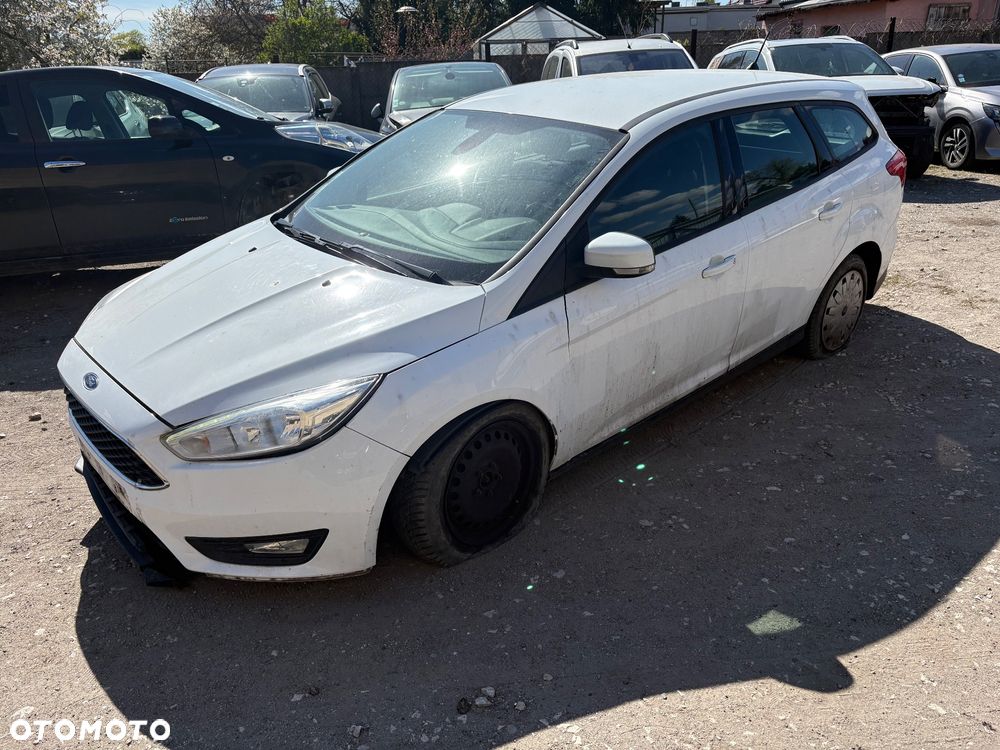Ford Focus 1.5 TDCi ECOnetic 88g Start-Stopp-System Business - 4