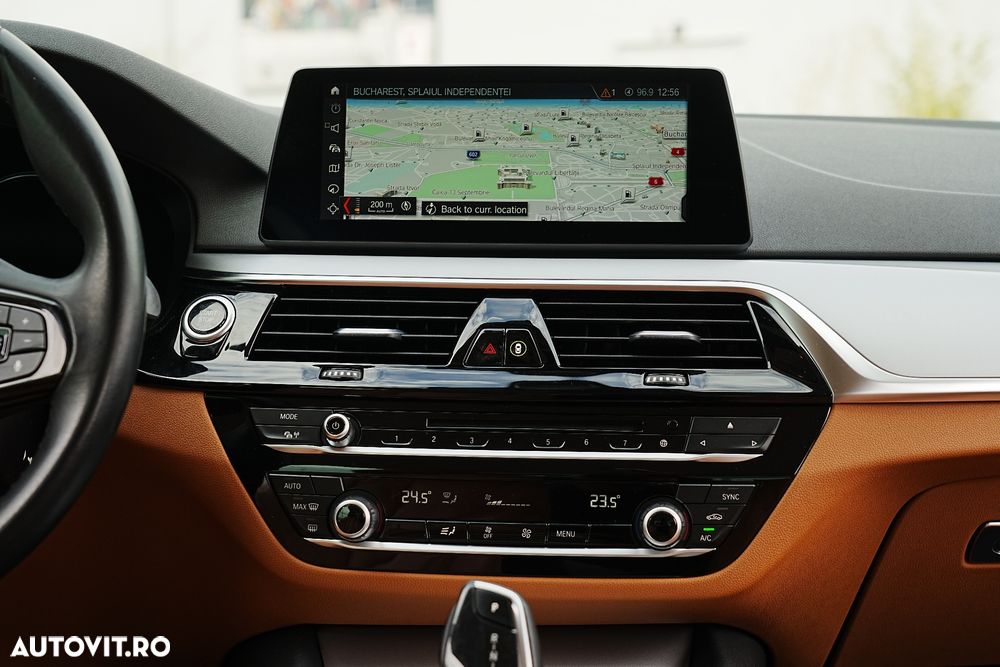 BMW Seria 5 530e xDrive AT PHEV - 19