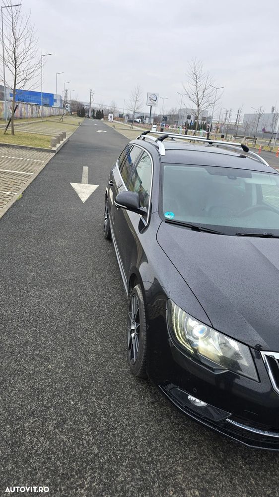 Skoda Superb 2.0 TDI Elegance DSG - 3