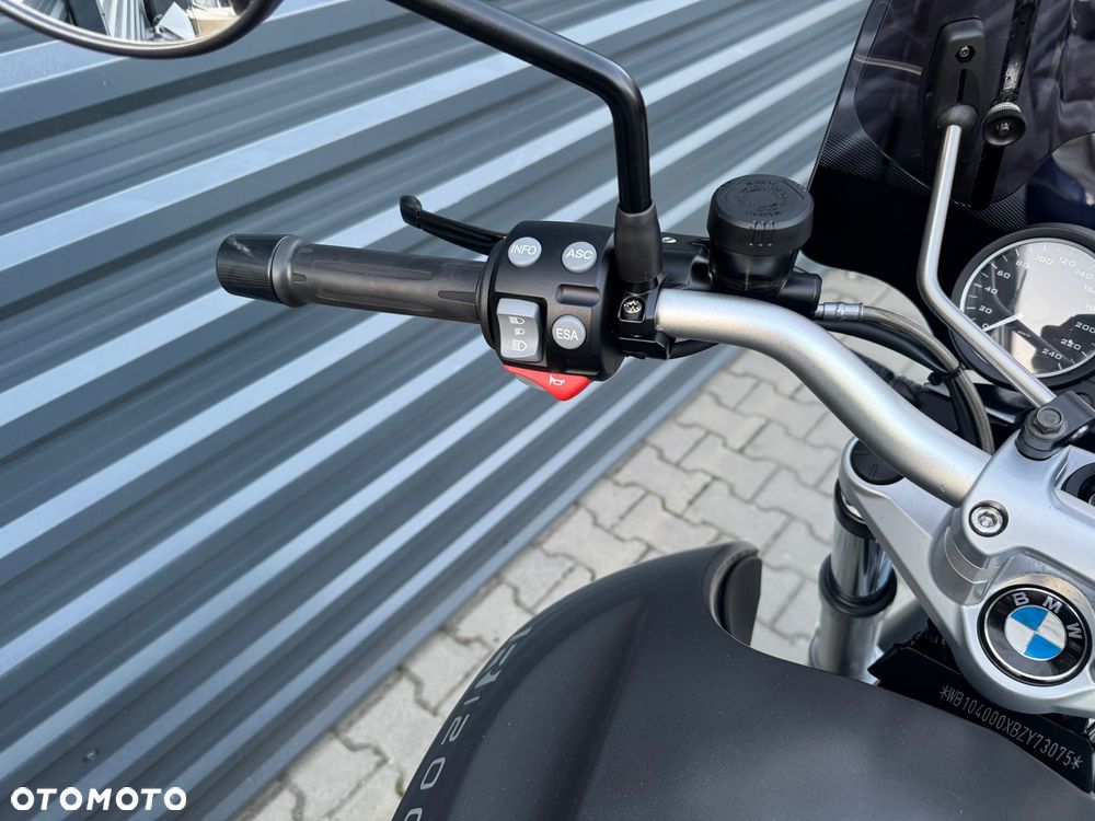BMW R - 15