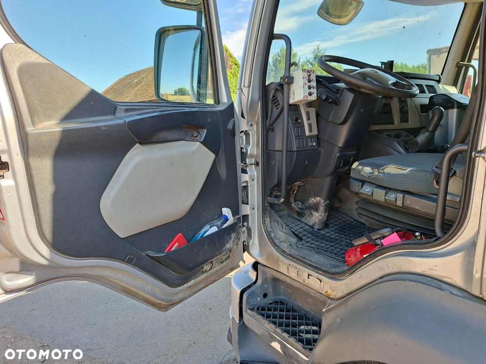 Volvo Fl 240 - 9
