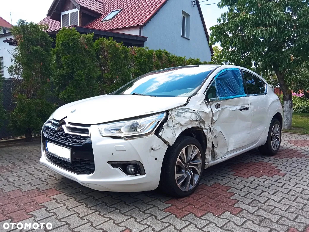 Citroën DS4 1.6 HDi SoChic - 7