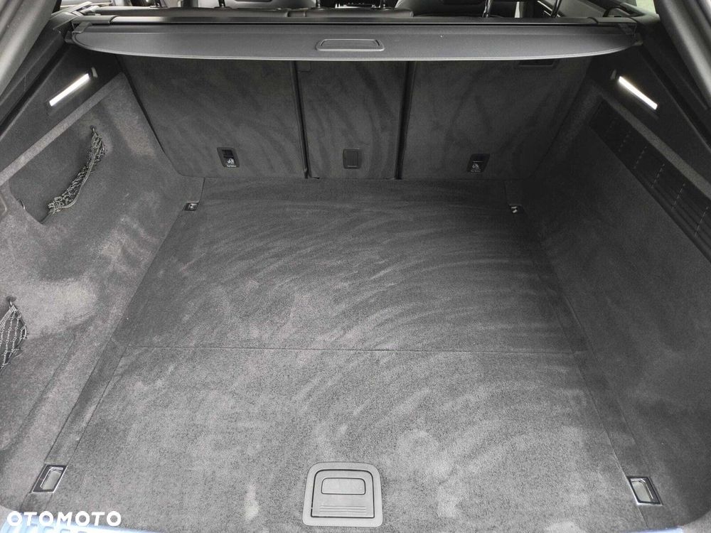 Audi Q8 55 TFSI mHEV Quattro Tiptronic - 38