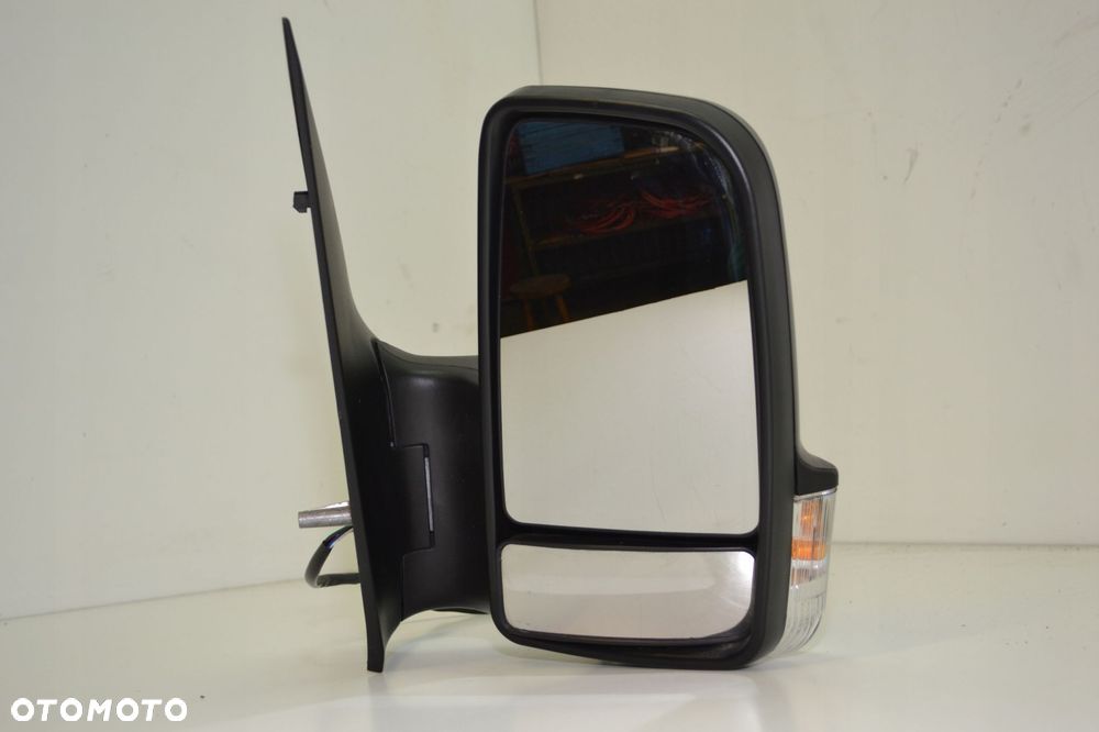 VW CRAFTER MERCEDES SPRINTER W906 LUSTERKO PRAWE 6PIN EUROPA ZAMIENNIK - 1