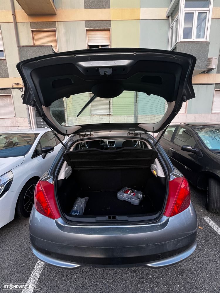 Peugeot 207 1.4 16V Trendy - 18