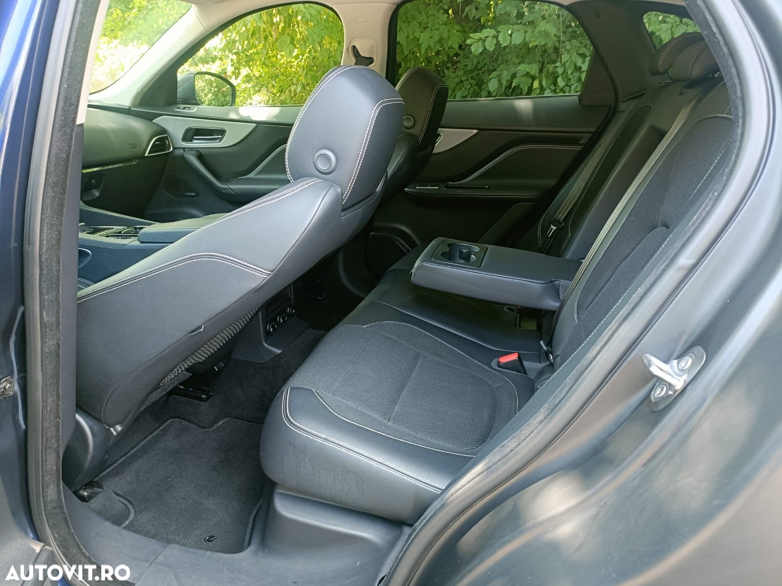 Jaguar F-Pace 20d AWD Aut. R-Sport - 20