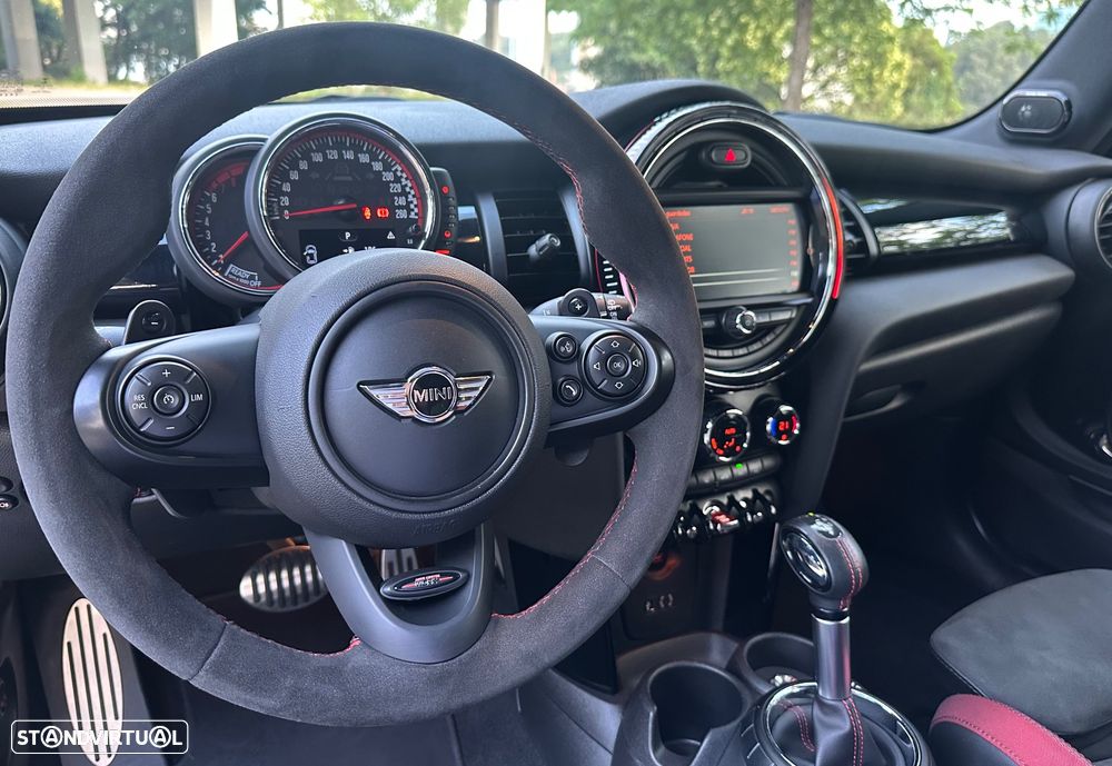 MINI 3 Portas John Cooper Works Auto Desportiva - 16