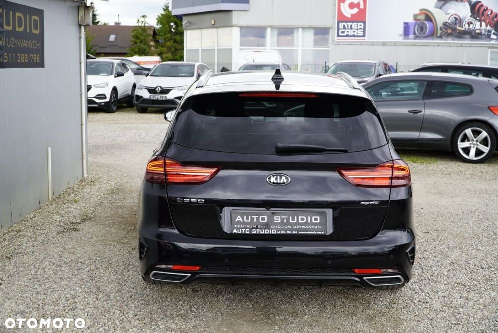 Kia Ceed 1.4 T-GDI DCT OPF GT Line - 31